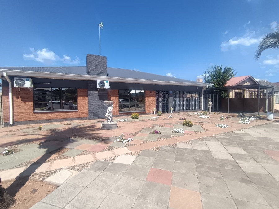 3 Bedroom Property for Sale in Northview Northern Cape